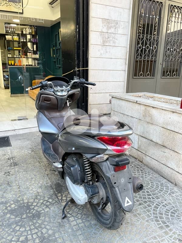 Honda PCX 125 1