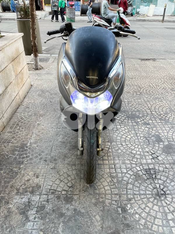 Honda PCX 125 3