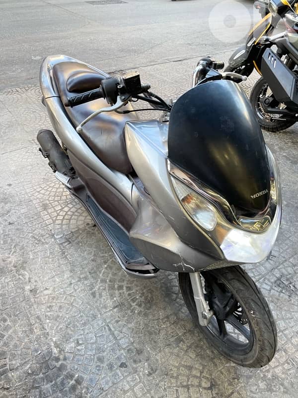 Honda PCX 125 4