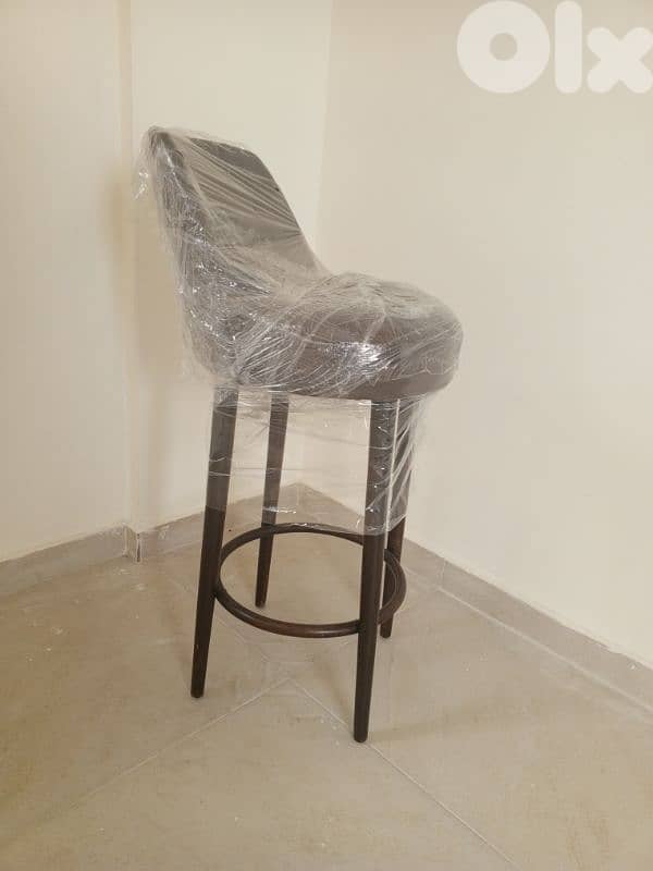 Bar chair 1