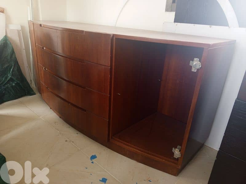 Dressoir 2