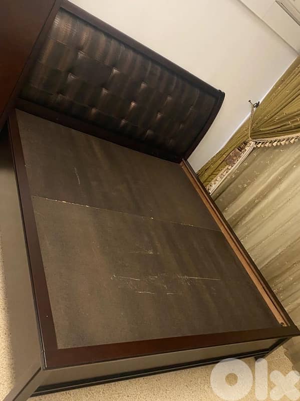 Double Bed for Two – Comfortable and Spacious 1