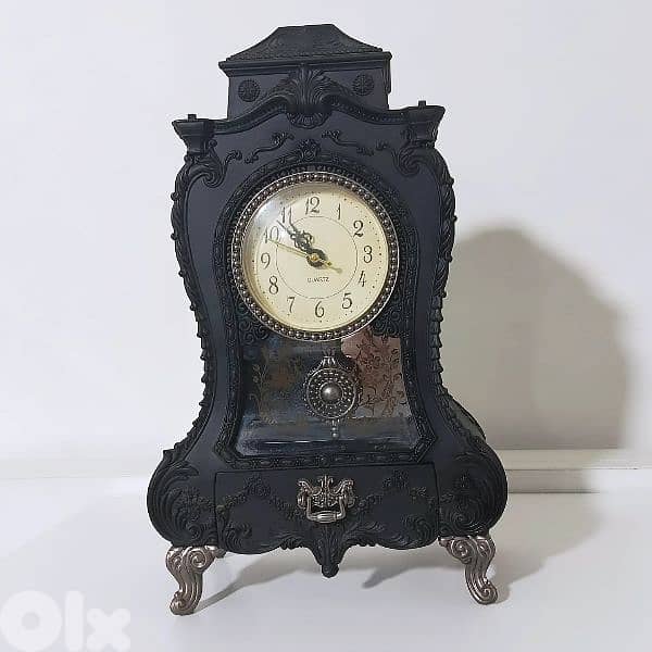 Clock/Music Box 0