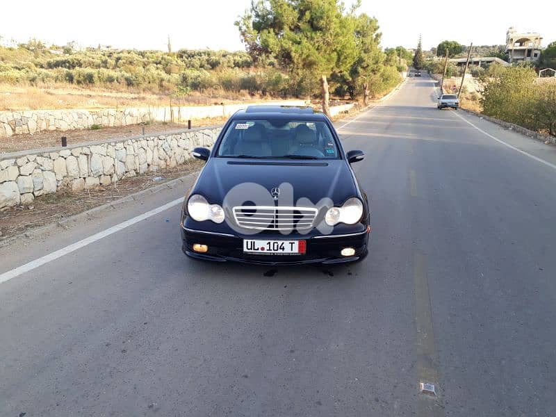 مرسيدس بنز سيتان 2006 0