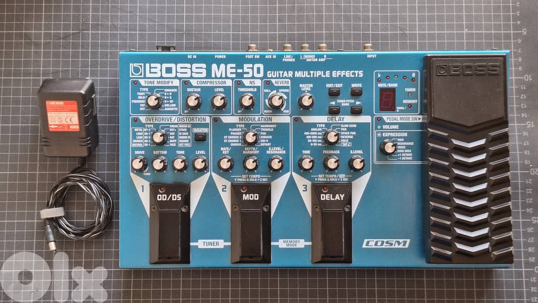 Boss ME-50 multi-effect 1