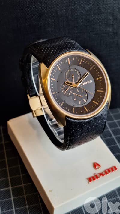 Nixon the Esquire CS