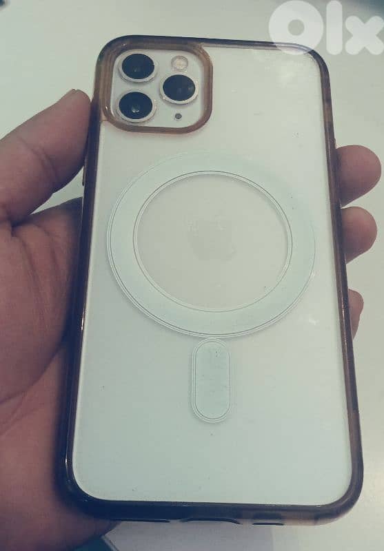 IPHONE 11 Pro 4