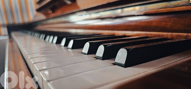 Piano Steinway brown colour used year 1911 in a very good conditions 2