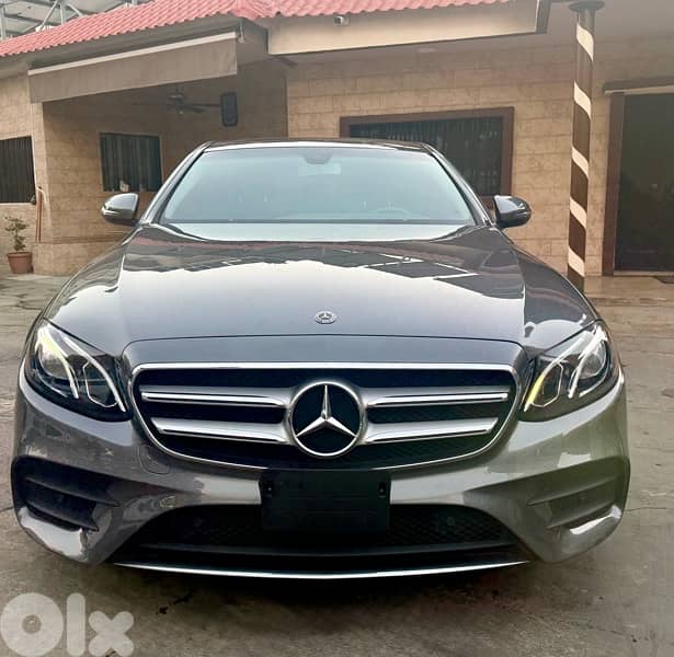 Mercedes-Benz E-Class 2018 Clean Carfax 0
