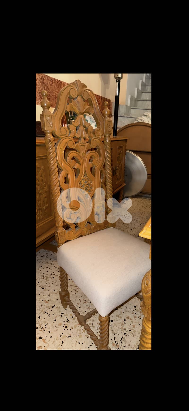 handmade dining set طاولة سفرة عمرها اكثر من 200 سنة. 4