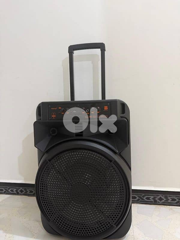 Trolley speaker 1