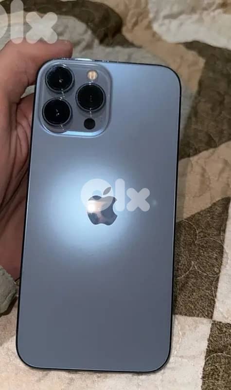 iPhone 13 Pro Max 256 gb blue 1