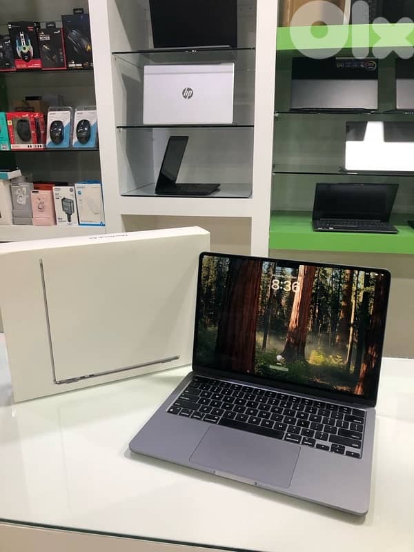OFFER PRICE — APPLE MACBOOK AIR M2/M3 6