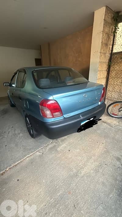 Toyota Echo 2001