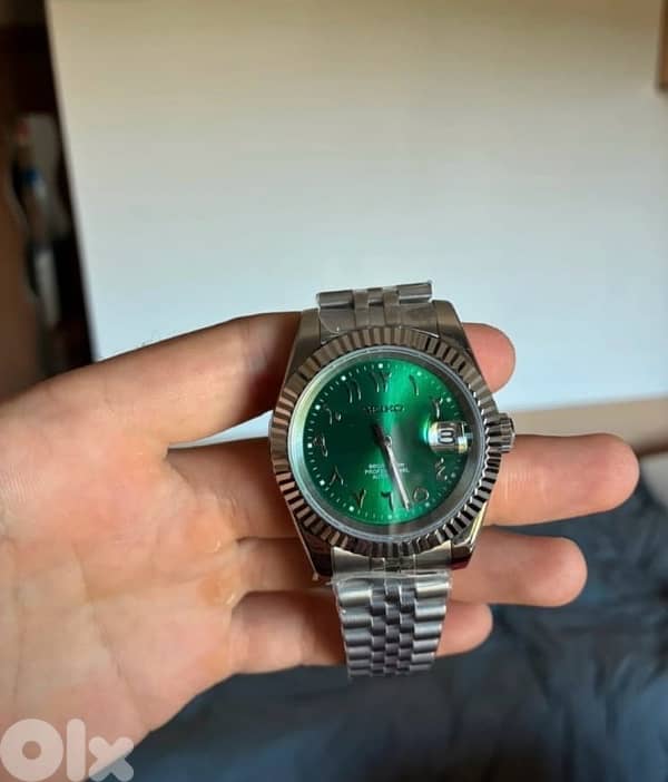 Seiko MOD green Arabic dial 1