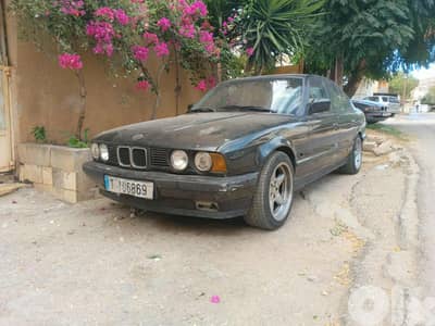 بي ام دبليو الفئة 5 1991