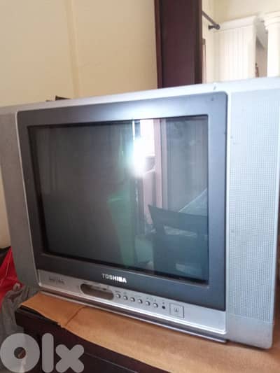 Working Toshiba retro television