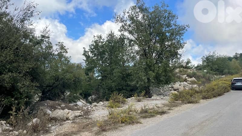 land for sale mechmech -jbeil عقار للبيع في مشمش جبيل 3