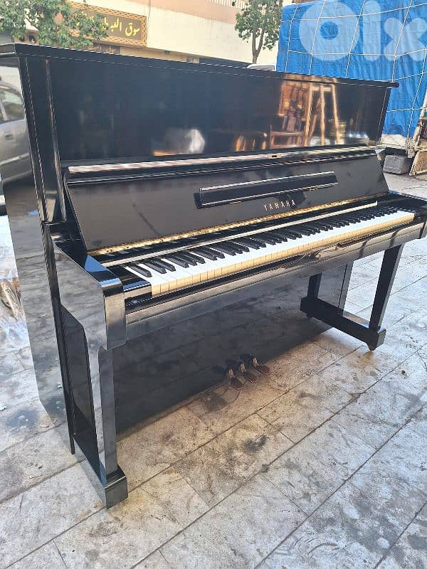 piano Yamaha made in Japan 0