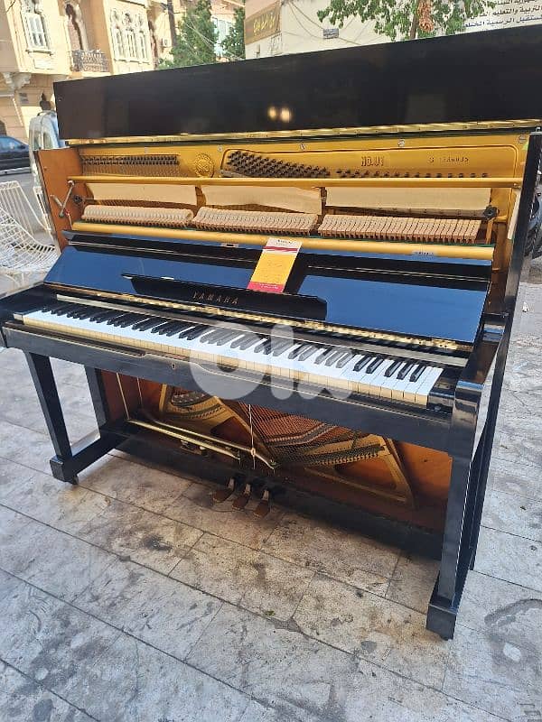 piano Yamaha made in Japan 1