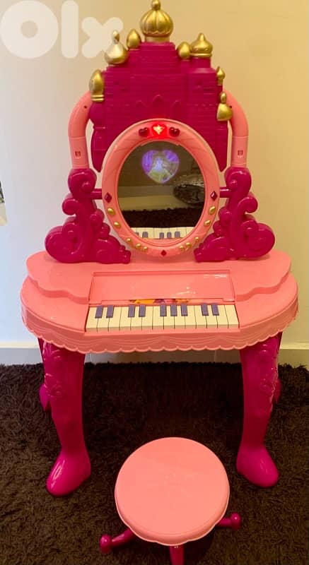 Girls makeup table & Piano 4