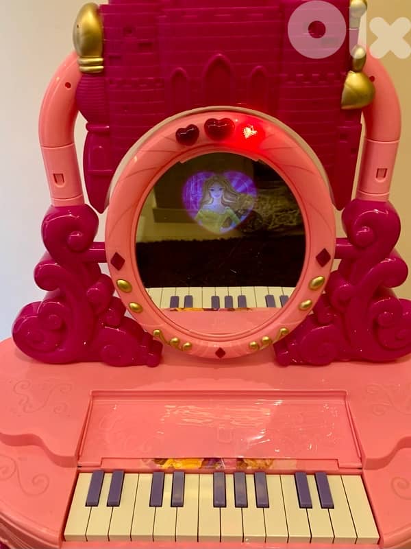 Girls makeup table & Piano 5