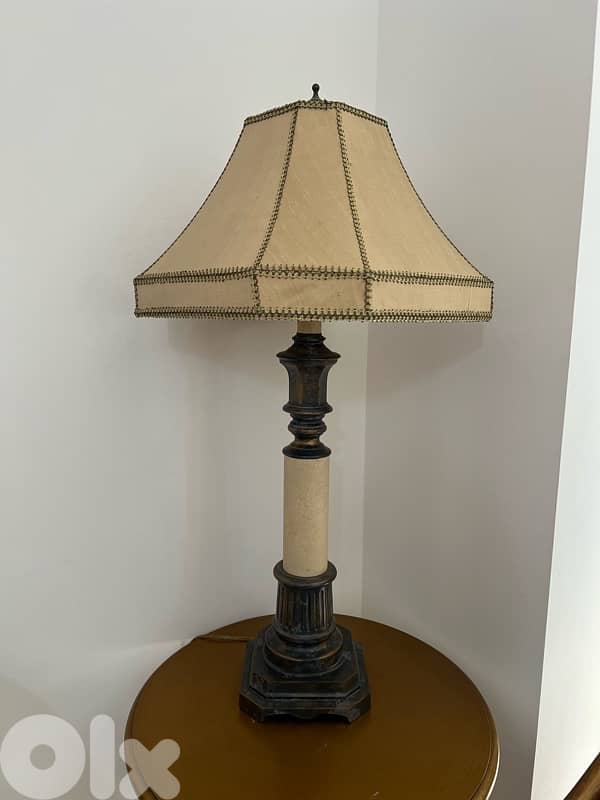 Table lamp 0