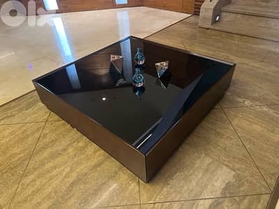 Large living room coffee table with drawers