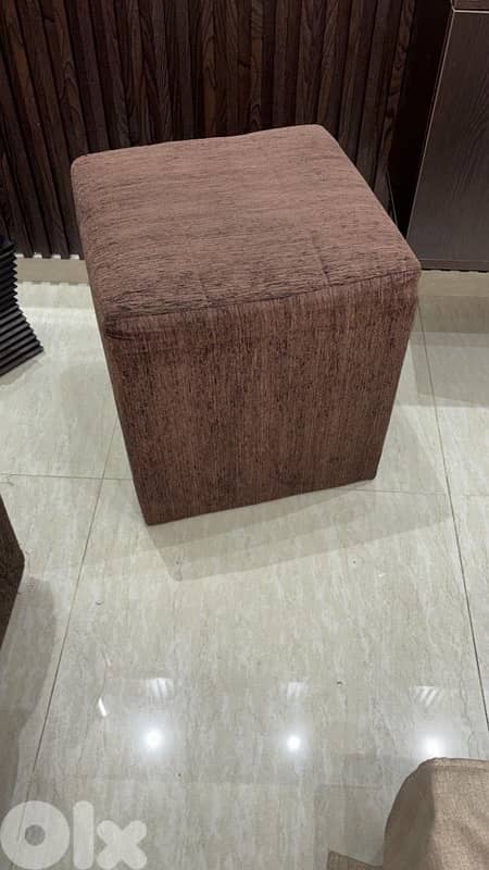 Sofa ,Chairs, Salon, Vitrine, Boof 4
