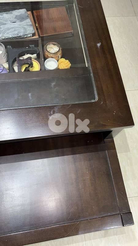 Sofa ,Chairs, Salon, Vitrine, Boof 7