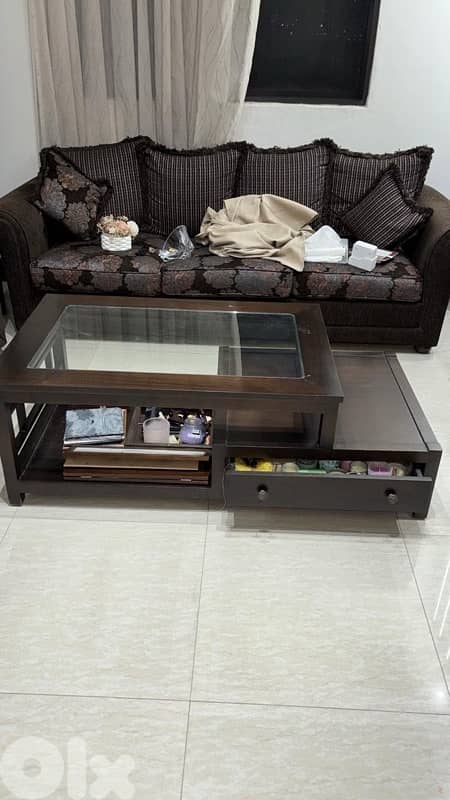 Sofa ,Chairs, Salon, Vitrine, Boof 8