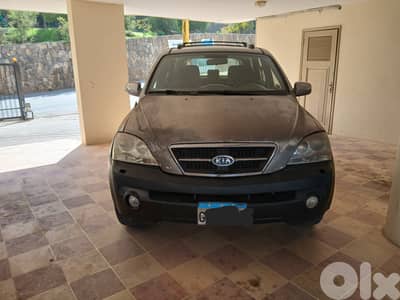 Kia.  Sorento.  2003.6. Cylinder. 4x4