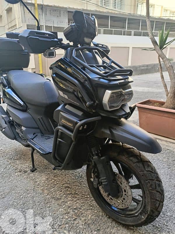 motorcycle very clean TANK JON WAY 0