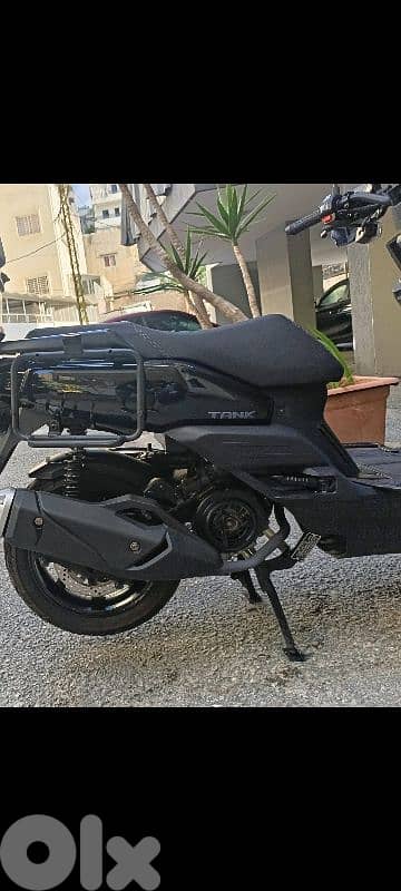motorcycle very clean TANK JON WAY 9