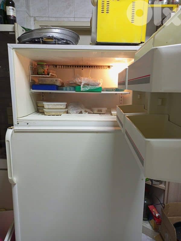 Gibson American fridge 33 feet 2