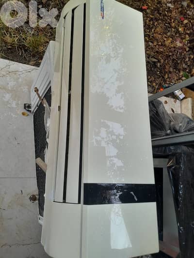 used challenge air AC conditioner used but good 9000 btu