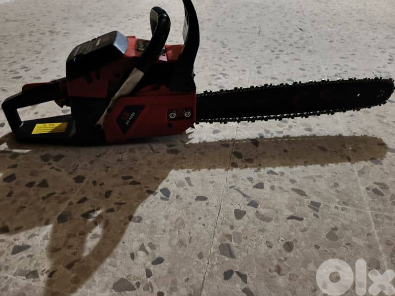 chain saw 0