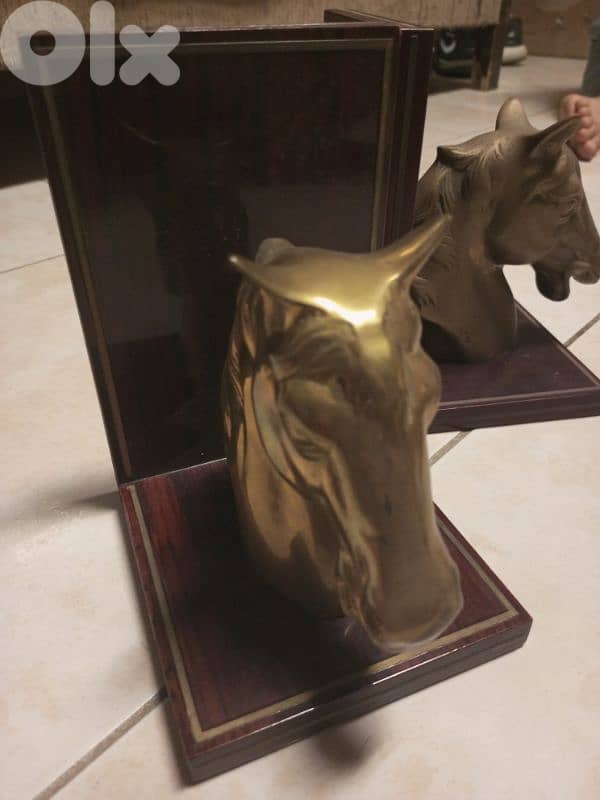 دعامات كتب راس حصان نحاس 1