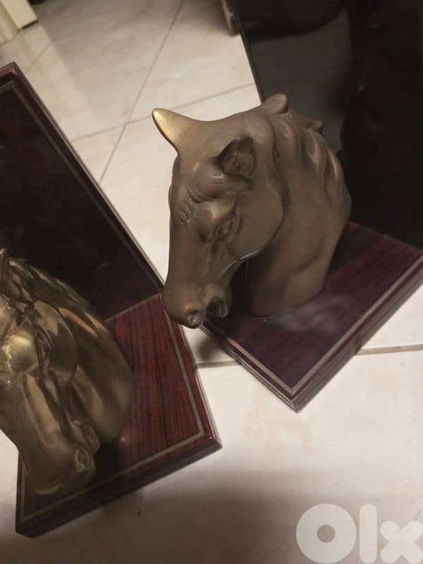 دعامات كتب راس حصان نحاس 3