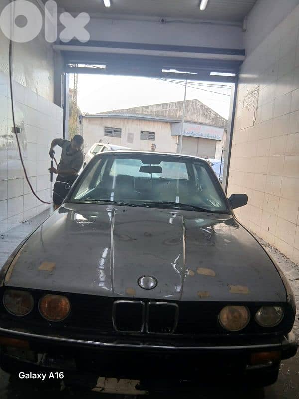 بي ام دبليو  320 1980 انقاض 0