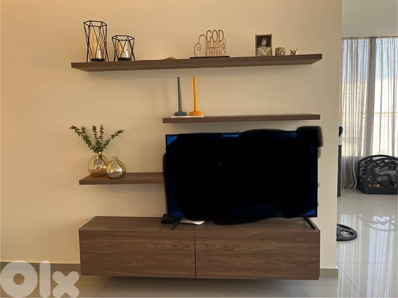 L shape 3 m vs 1.80 m with tv unit 0