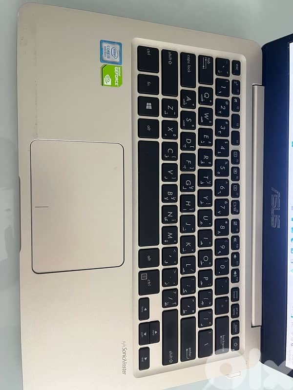 Asus laptop i5-8250u 2