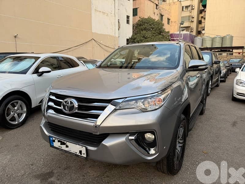Toyota Fortuner 2016 0