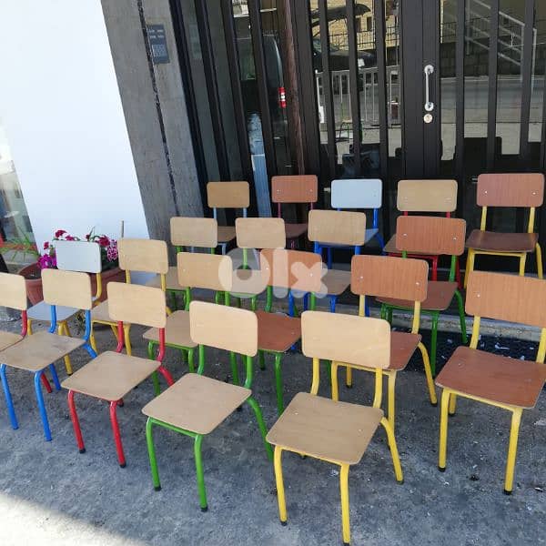 كراسي اوروبي شبه جديد مترين كرسي12$ 0