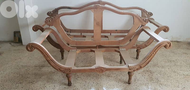 un upholstered items 4