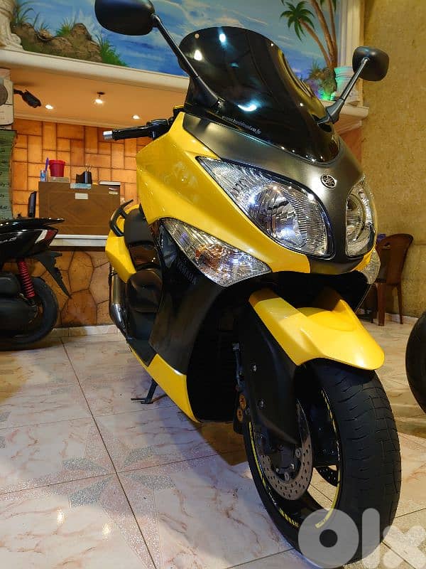 tmax Yamaha 2