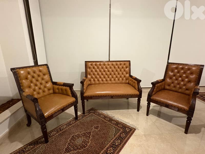 5 seater leather salon with Vetrine Rosewood brand 0