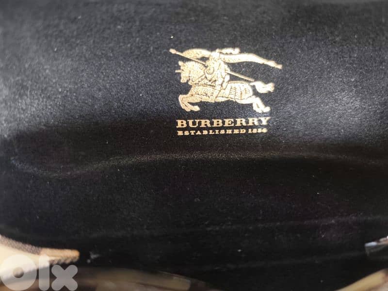 original burberry sunglasses woman like new 1