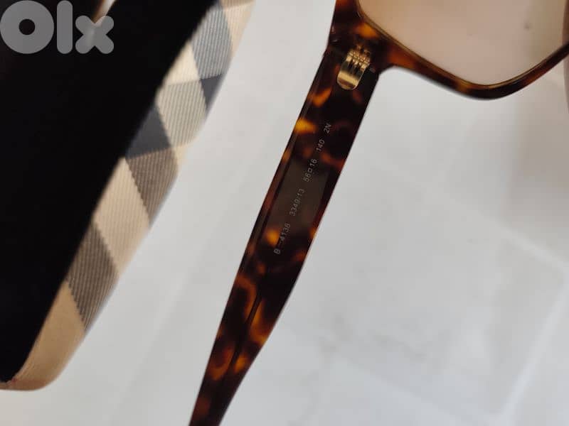 original burberry sunglasses woman like new 4
