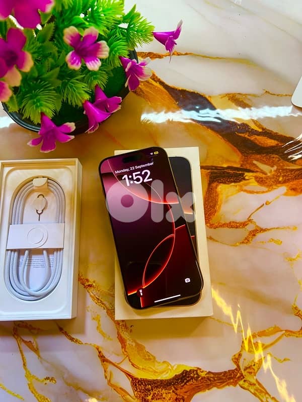 IPHONE 16 pro 1 sem 7